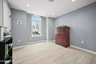 5 Limerick Pl, Hazlet Township, NJ 07730 - Photo 32