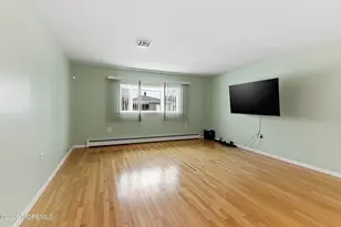 4 Ravenna Ct, Toms River Township, NJ 08755 - Photo 4