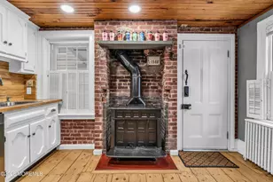 72 1st St, Keyport, NJ 07735 - Photo 12