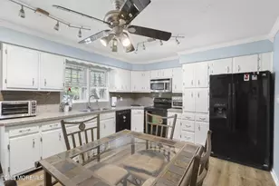 742 W Commodore Blvd, Jackson, NJ 08527 - Photo 10