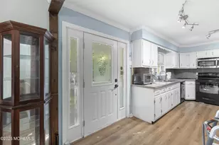 742 W Commodore Blvd, Jackson, NJ 08527 - Photo 8