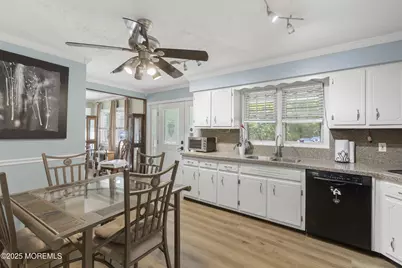 742 W Commodore Boulevard, Jackson, NJ 08527 - Photo 8
