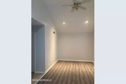 211 Anthony Avenue, Toms River Township, NJ 08753 - Photo 4