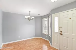 902 Harbor Club Dr, Sayreville, NJ 08859 - Photo 4