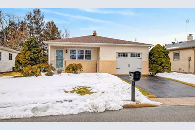 241 Charlotteville Drive N, Toms River Township, NJ 08757 - Photo 4