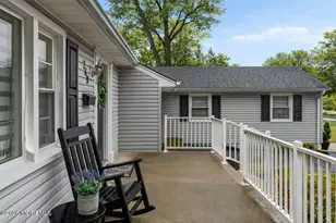 749 Park Ave, Belford, NJ 07718 - Photo 52