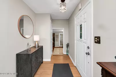 749 Park Avenue, Belford, NJ 07718 - Photo 8