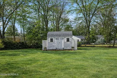 749 Park Avenue, Belford, NJ 07718 - Photo 50