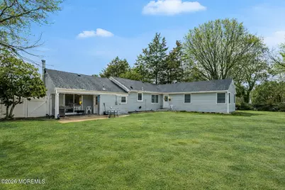 749 Park Avenue, Belford, NJ 07718 - Photo 48