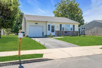 37 Carlisle Road, Berkeley, NJ 08721 - Photo 4