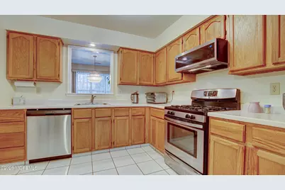 104 Wellington Court #1-4, Manalapan Township, NJ 07726 - Photo 16