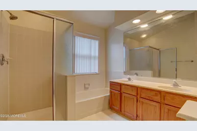 104 Wellington Court #1-4, Manalapan Township, NJ 07726 - Photo 28