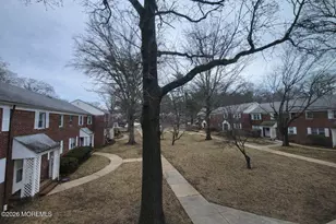 152 Manor Dr, Red Bank, NJ 07701 - Photo 22