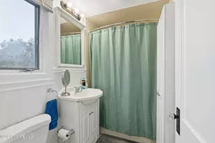 416 Roosevelt Ave, Oakhurst, NJ 07755 - Photo 22