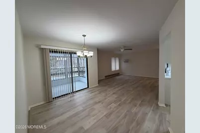 177 Amberly Drive #H, Manalapan Township, NJ 07726 - Photo 4