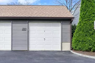 22 Claremont Ct, Red Bank, NJ 07701 - Photo 18