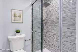 22 Claremont Ct, Red Bank, NJ 07701 - Photo 14