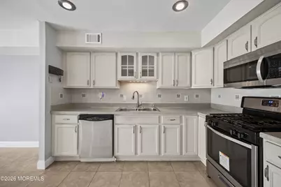 615 Randall Way, Matawan, NJ 07747 - Photo 6