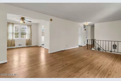 88 Lynn Court, Belford, NJ 07718 - Photo 2