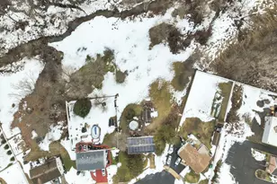 88 Lynn Ct, Belford, NJ 07718 - Photo 28