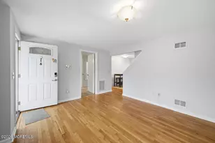 216 Maple Ave, Neptune Township, NJ 07753 - Photo 8