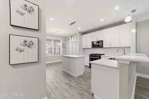 6 Traditions Pl, Monroe Township, NJ 08831 - Photo 8