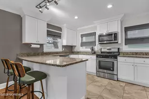 75 Carpenter St, Red Bank, NJ 07701 - Photo 6