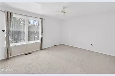 18 Bridge Pointe Drive #18, South Amboy, NJ 08879 - Photo 32