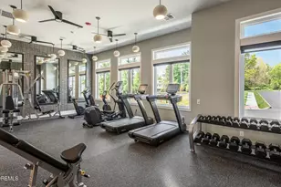 24 Boeckel Ct, Middletown, NJ 07748 - Photo 32