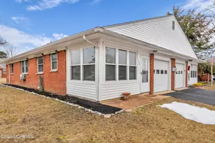 87 A Fairway Ln, Manchester Township, NJ 08759 - Photo 2