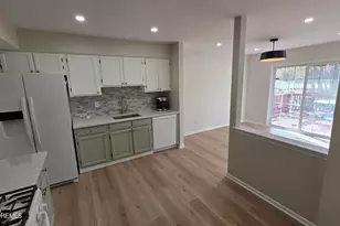 99 Oak Ln, Eatontown, NJ 07724 - Photo 18