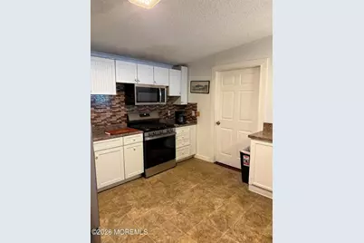 85 Seattle Slew Drive, Howell Township, NJ 07731 - Photo 6