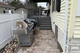 85 Seattle Slew Dr, Howell Township, NJ 07731 - Photo 4