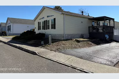 85 Seattle Slew Drive, Howell Township, NJ 07731 - Photo 2