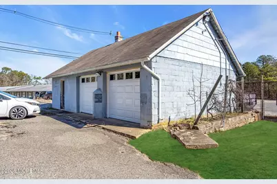 55 Schoolhouse Road, Whiting, NJ 08759 - Photo 10