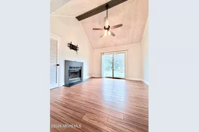 7 Longfellow Court, Freehold, NJ 07728 - Photo 8