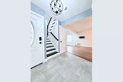 7 Longfellow Court, Freehold, NJ 07728 - Photo 10