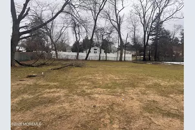 18 Pica Place, Tinton Falls, NJ 07724 - Photo 4