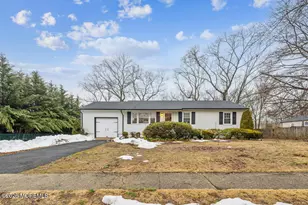 2 Northgate Dr, Howell Township, NJ 07731 - Photo 1