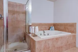 46 Demarest Dr, Manalapan Township, NJ 07726 - Photo 18