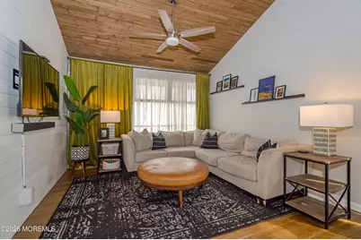 337 Crystal Drive, Brick, NJ 08723 - Photo 4