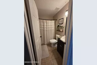 104 Des Moines Court, Tinton Falls, NJ 07712 - Photo 6