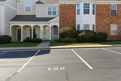 128 Tulip Lane, Freehold, NJ 07728 - Photo 24