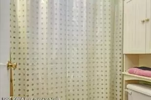 603 Holly Dr, Perth Amboy, NJ 08862 - Photo 16