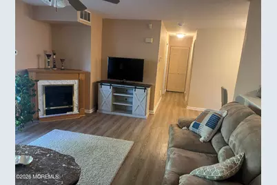 7 Bugle Way, Tinton Falls, NJ 07753 - Photo 4