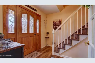 6 Carlisle Court, Manalapan Township, NJ 07726 - Photo 2