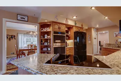 6 Carlisle Court, Manalapan Township, NJ 07726 - Photo 14