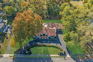 36 Muncy Dr, West Long Branch, NJ 07764 - Photo 40