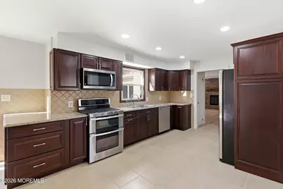 7 Shire Way, Middletown, NJ 07748 - Photo 16