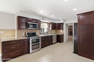 7 Shire Way, Middletown, NJ 07748 - Photo 16